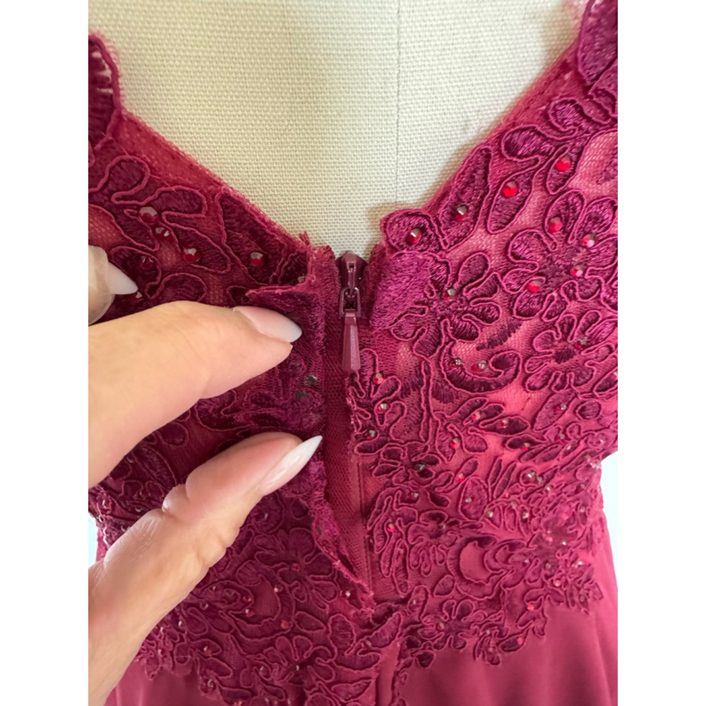 Fiesta Fashion beaded lace bodice Burgundy Lace chiffon skirt Dress Size L - Picture 4 of 12